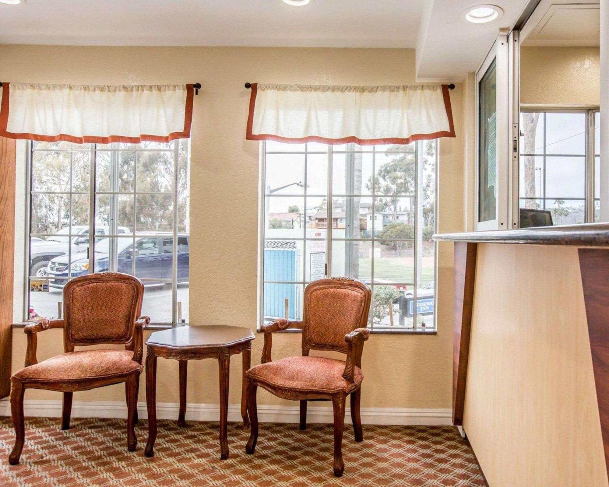 Rodeway Inn San Clemente Beach Exterior photo