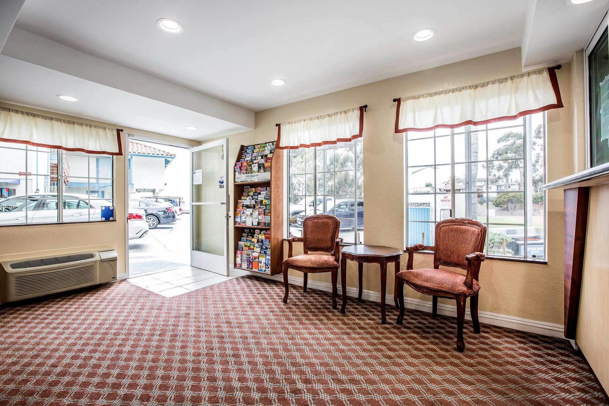 Rodeway Inn San Clemente Beach Exterior photo